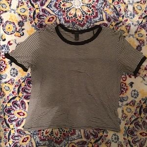 🚨 Crop Top alert 🚨